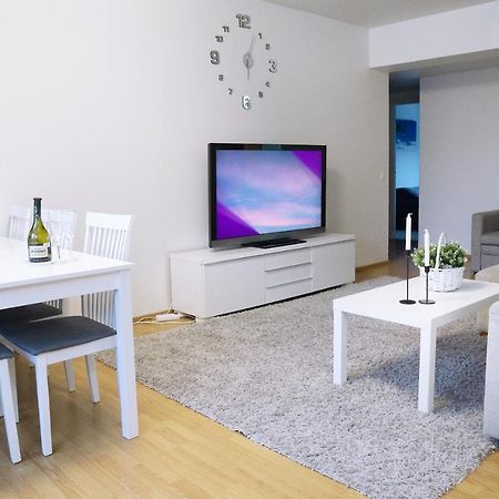 4-Room Apartment. Oulu City Center エクステリア 写真